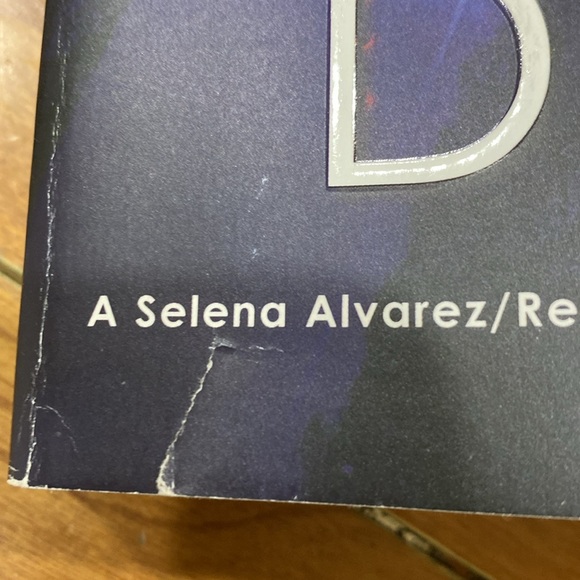 Set of 3, Lisa Jackson, used, paperback novels. - Picture 14 of 15